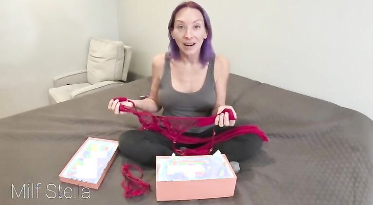 THE INAPPROPRIATE GIFT E03 Stepson Gifts Stepmom Valentine's Day Lingerie FREE VERSION