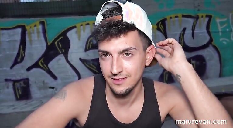 Trashy Mature Ann Bazuka Having Sex On MatureVan
