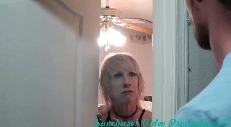 My girlfriends stepmommy fucks my brains out