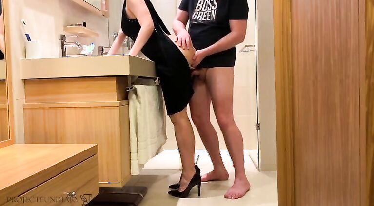 stepbro fucks me from behind and ruins life -projectsexdiary