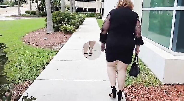 Stranger Found the Key to My House, Made His Way Inside and Creampied My Pussy