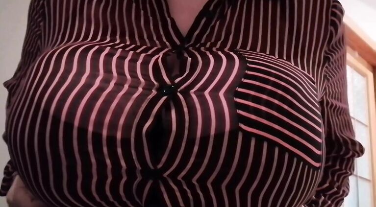LEGACY Melonie Kares - Busty Bra Blouse Bounce