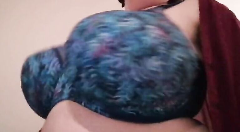 LEGACY Melonie Kares - Busty Bra Blouse Bounce