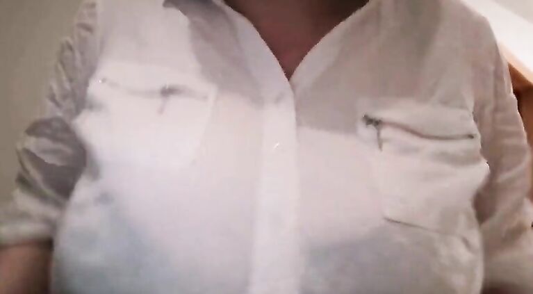 LEGACY Melonie Kares - Busty Bra Blouse Bounce
