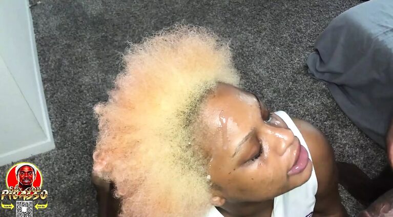 Bubble Gum Blowjob Facial
